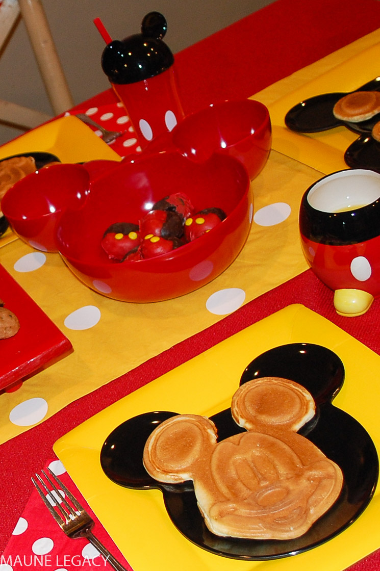Magical Disney World Trip Reveal Breakfast by popular Arkansas lifestyle blogger Maune Legacy