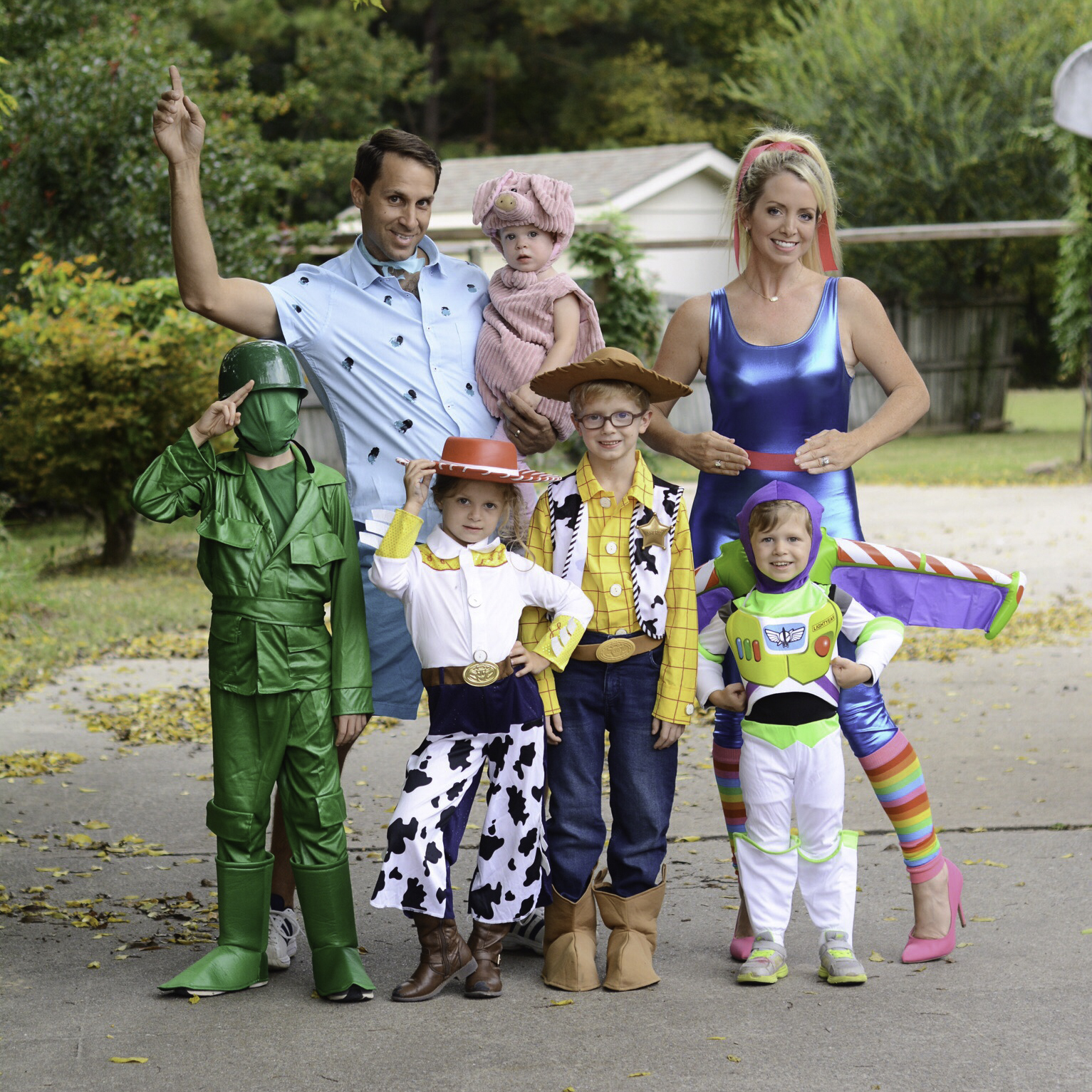 family halloween costumes