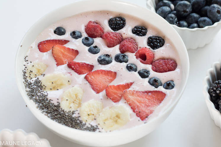 Arkansas lifestyle blogger Maune Legacy shares her healthy smoothie bowl recipe Recipe, packed with protein and filled with fresh berries, bananas and chia seeds. Toss the ingredients in your blender, and top with desired toppings and enjoy a quick and healthy breakfast. Click here now for the full recipe.