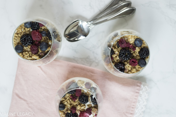 Arkansas lifestyle blogger Maune Legacy shares her Easy Yogurt Parfait Recipe, a healthy breakfast or snack filled with creamy yogurt, layered with granola and fresh berries. Let your kids have fun making their own and enjoy a healthy, quick breakfast. Click here now for the full recipe. #greekyogurt #healthybreakfast #healthyrecipe #yogurtparfait