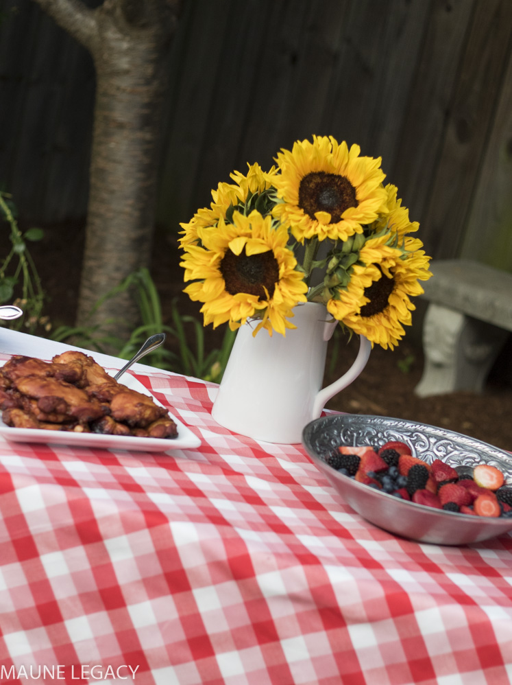 Sharing these Casual Cookout Ideas including recipes for homemade barbecue sauce and strawberry sweet tea. Click now to see the details! #casualcookoutideas #backyardbarbecue #smokedchicken #barbecuerecipes #sweettearecipe