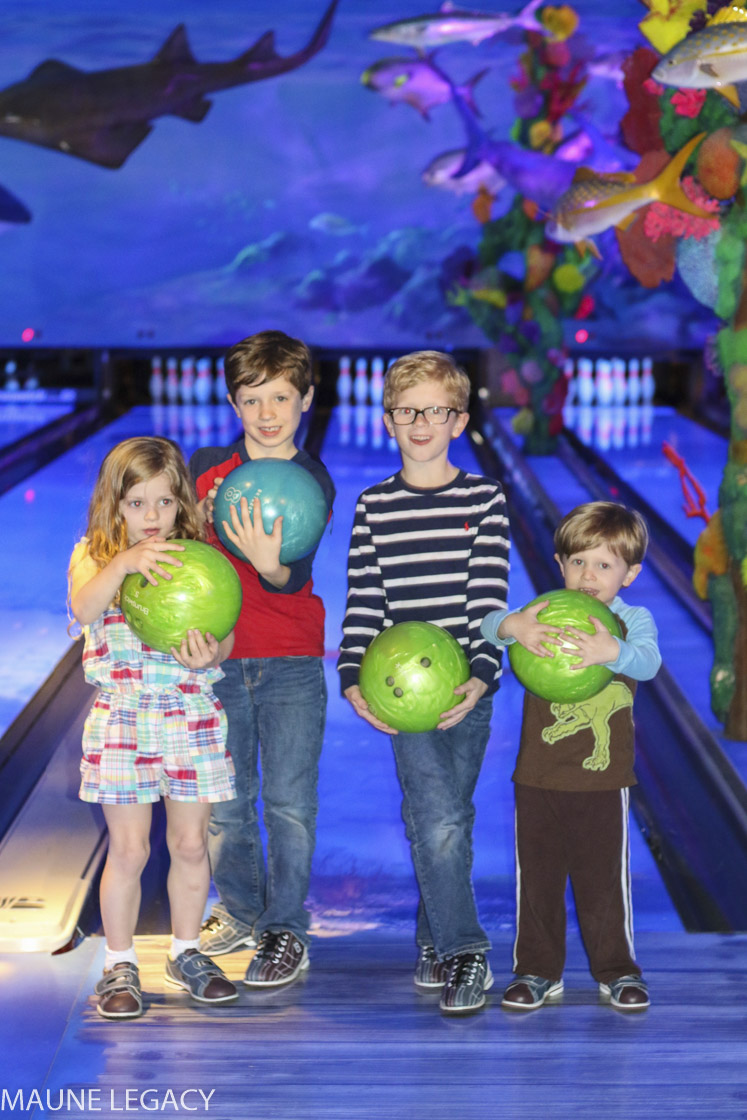 Arkansas lifestyle blogger and mom of five, Jennifer from Maune Legacy, shares the top family-friendly things to do for a weekend in Branson. Click here now for details!