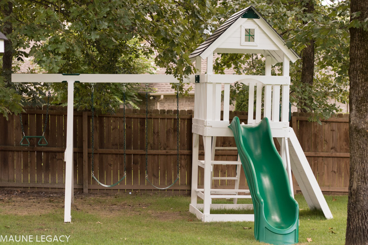 Arkansas lifestyle blogger, Jennifer from Maune Legacy, shares an outdoor wooden playset makeover any child would love. Click here to see them all!