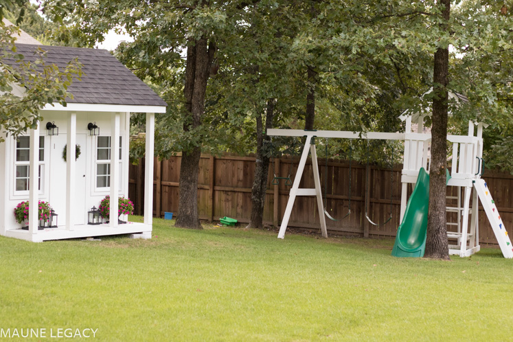 Arkansas lifestyle blogger, Jennifer from Maune Legacy, shares an outdoor wooden playset makeover any child would love. Click here to see them all!