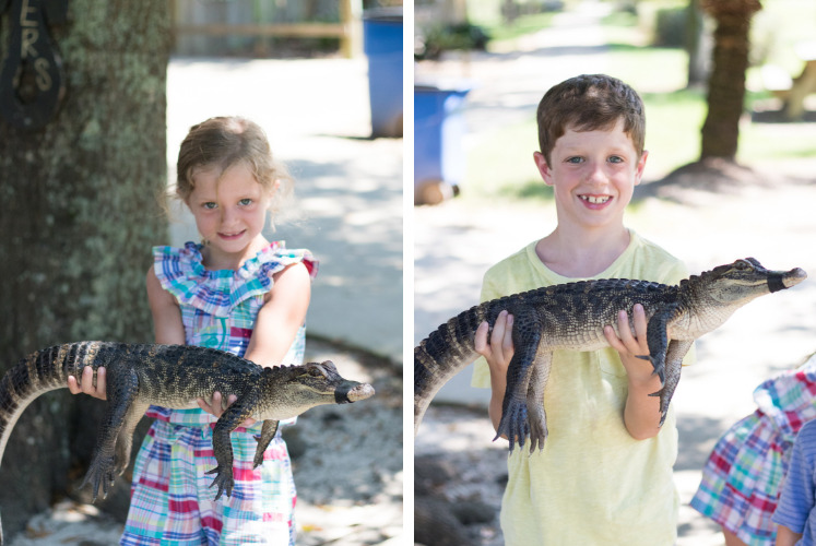 Arkansas lifestyle blogger, Jennifer from Maune Legacy, shares a Gulf Shores Family Vacation guide. Click here for the must-see family activities!