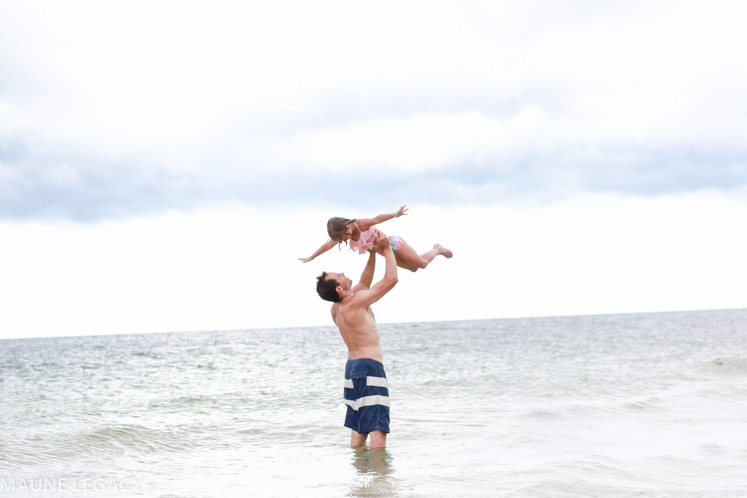 Arkansas lifestyle blogger, Jennifer from Maune Legacy, shares a Gulf Shores Family Vacation guide. Click here for the must-see family activities!