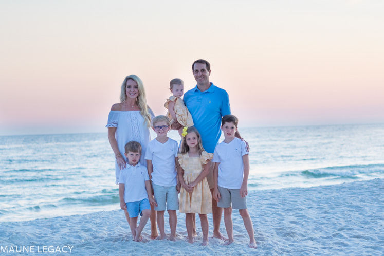 Arkansas lifestyle blogger, Jennifer from Maune Legacy, shares a Gulf Shores Family Vacation guide. Click here for the must-see family activities!