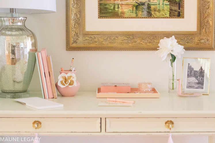Top Arkansas lifestyle blogger, Jennifer from Maune Legacy, shares the process of working with a designer to create a transformational interior design plan.