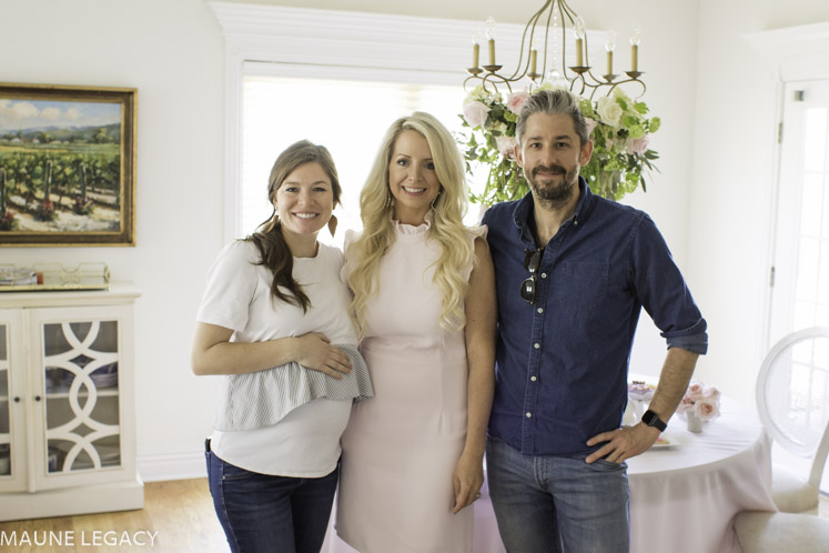 Top Arkansas lifestyle blogger, Jennifer from Maune Legacy, shares festive Easter party ideas and gorgeous table decorations. Click here to see them all!