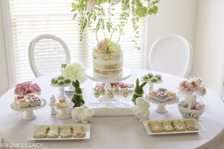 Top Arkansas lifestyle blogger, Jennifer from Maune Legacy, shares festive Easter party ideas and gorgeous table decorations. Click here to see them all!