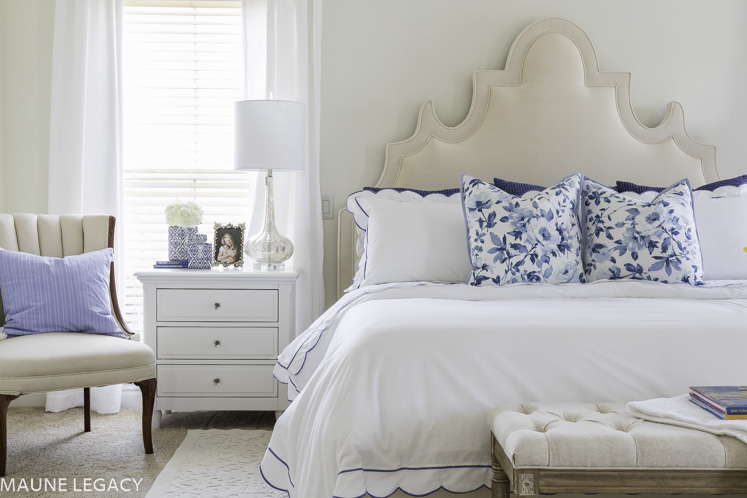 Top Arkansas lifestyle blogger, Jennifer from Maune Legacy, shares a spring home decor tour and blog hop with talented bloggers. Click for spring decor!