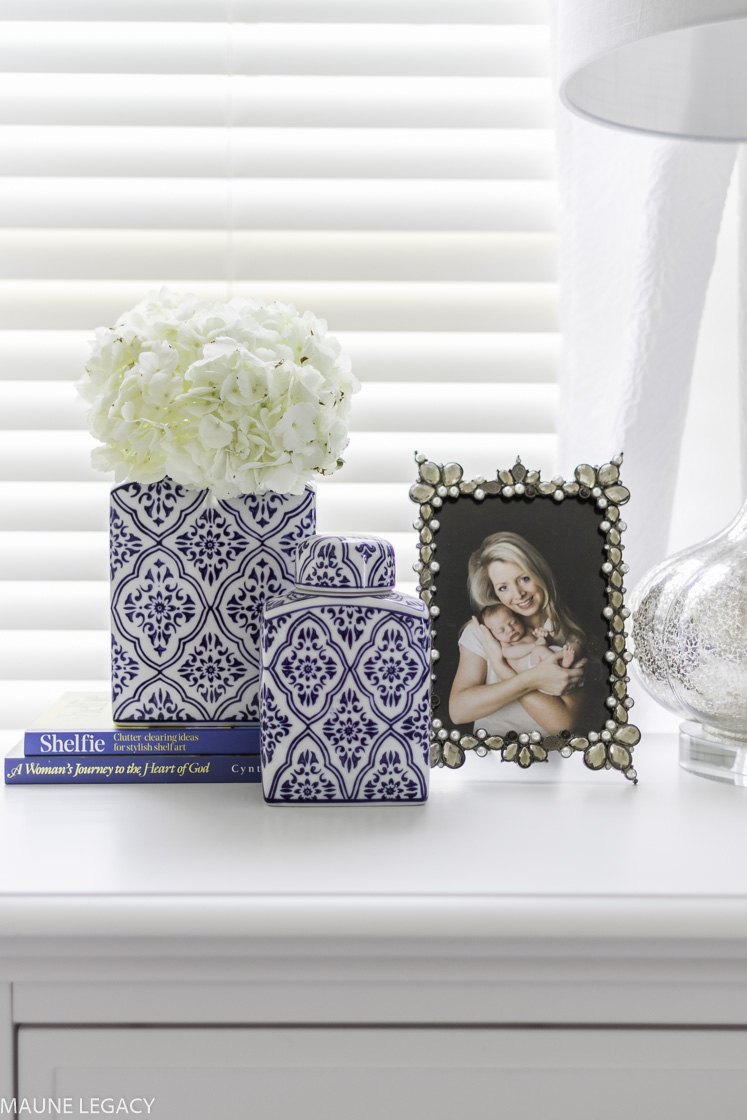 Top Arkansas lifestyle blogger, Jennifer from Maune Legacy, shares gorgeous master bedroom decor ideas for spring. Click to see inspiration for home decor!
