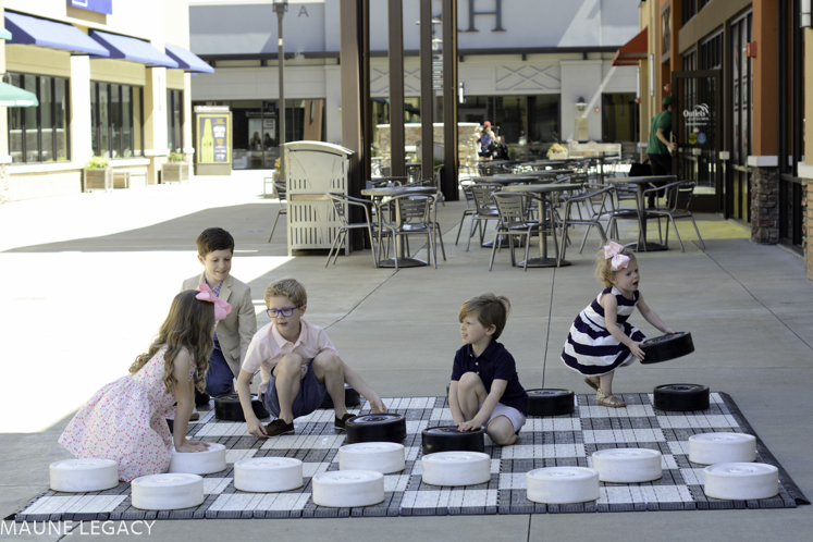 Top Arkansas lifestyle blogger, Jennifer from Maune Legacy, shares spring style ideas for the family at the Outlets of Little Rock. Click to see them all!