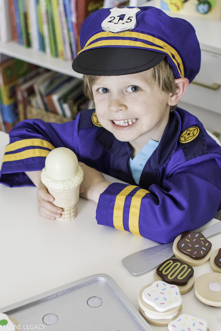 Top Arkansas lifestyle blogger, Jennifer from Maune Legacy, shares the best toys to help your child reach developmental milestones. Click here to read!
