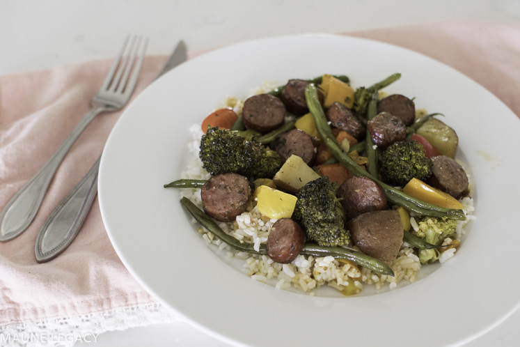 Top Arkansas lifestyle blogger, Jennifer from Maune Legacy, shares an easy keto-friendly sausage and veggie recipe. Click here for the recipe and more!