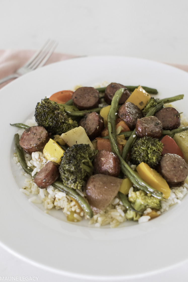 Top Arkansas lifestyle blogger, Jennifer from Maune Legacy, shares an easy keto-friendly sausage and veggie recipe. Click here for the recipe and more!