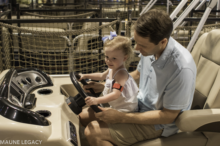 Top Arkansas lifestyle blogger, Jennifer from Maune Legacy, shares fun things to do in Memphis with kids. Click for her Tennessee family vacation guide!