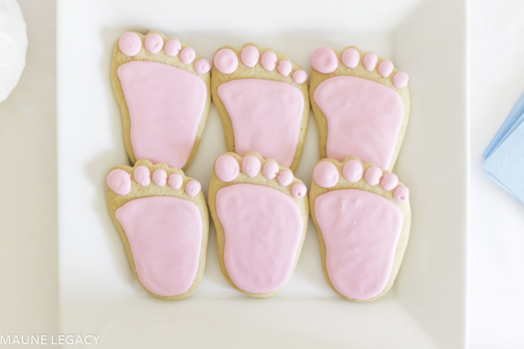 Girl or Boy? Top Arkansas lifestyle blogger, Jennifer Maune, shares fun and unique gender reveal party ideas. Click here to see them all!