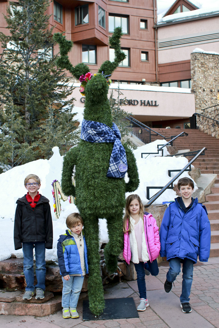 Top Arkansas lifestyle blogger, Jennifer Maune, shares the ultimate travel guide for your next Beaver Creek Ski Vacation. Click here to see all the details!