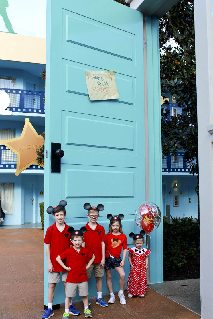 These Disney World Instagram Spots are the most notable Disney Walls to see while on Disney Vacation. Get your family involved with a fun scavenger hunt to find all the Disney World Instagram walls!