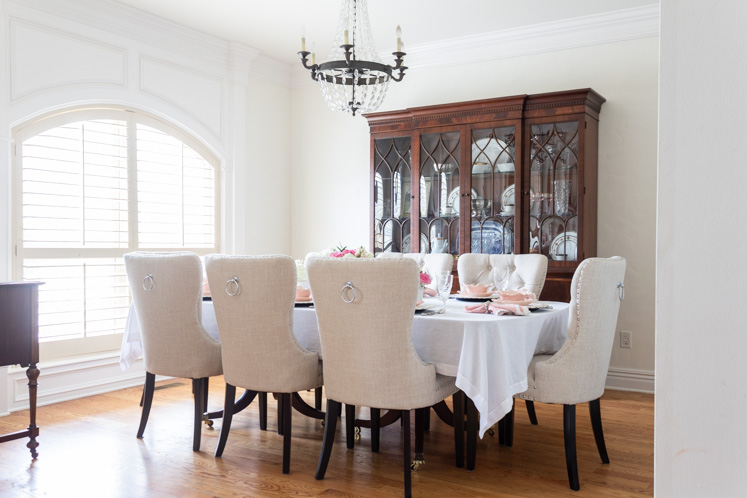 Spring is here and I'm sharing eight homes beautifully decorated for spring. You will find spring decor ideas for every taste and style, including tips for simple spring home decor.