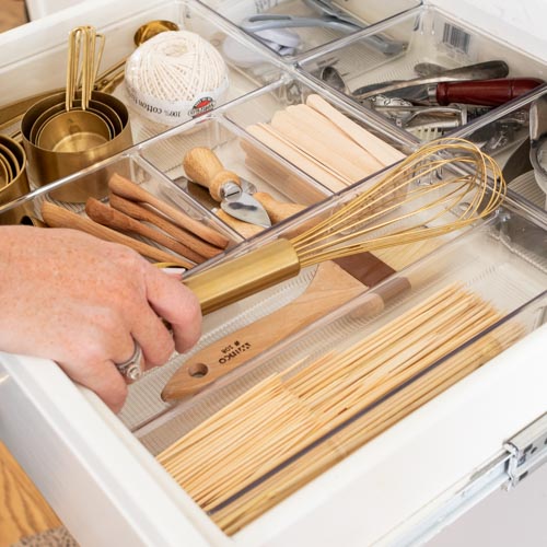 After doing an overhaul of our kitchen cabinets and drawers, I'm sharing the top 10 best Kitchen Organizing Ideas. From drawer dividers, to kitchen shelves, to organizing under the sink, you can find the best kitchen organization tools to help you organize your kitchen.