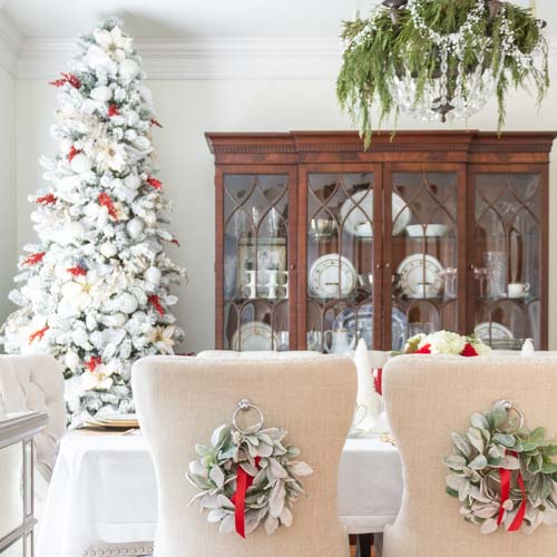 These Christmas Table Setting Ideas will help get you ready to celebrate the season in the dining room. This also includes 10 Christmas home tours and decorating ideas.