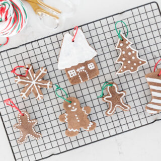 22 Easy DIY Homemade Christmas Ornaments You will love these unique and festive DIY homemade Christmas ornaments. From salt dough ornaments to snowflake ornaments, there is a DIY ornament for every style.