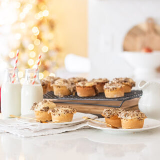 Christmas Brunch Recipes: Sausage Gravy Biscuit Cups You will love these 10 Christmas Brunch recipes including these Sausage Gravy Biscuit Cups. A quick and easy holiday recipe that is creamy, buttery, light and airy. You'll love all the easy holiday brunch menu items!