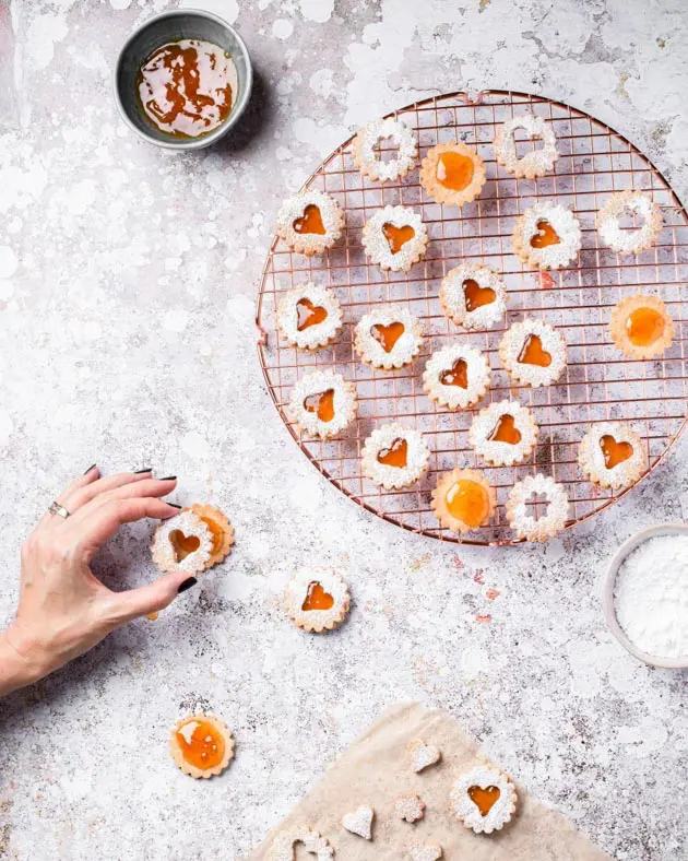 vegan hazelnut and almond linzer recipe