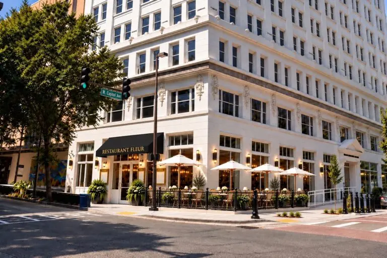 restaurant fleur building